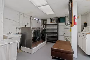 521 W Pine, Lodi, CA 95240 - Photo 52