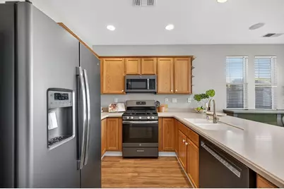 2311 Rose Arbor Drive, Sacramento, CA 95835 - Photo 14