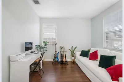 3042 Tintorera Way, Sacramento, CA 95833 - Photo 2