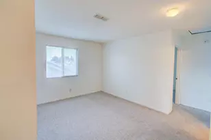 174 Castlewood Ave, Lathrop, CA 95330 - Photo 22