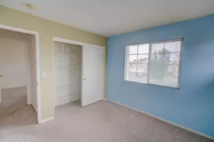 174 Castlewood Ave, Lathrop, CA 95330 - Photo 32