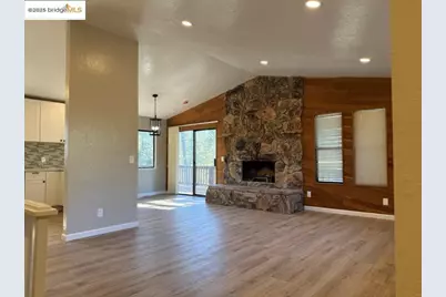 11987 Valenta Way, Groveland, CA 95321 - Photo 2