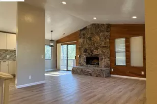 11987 Valenta Way, Groveland, CA 95321 - Photo 2