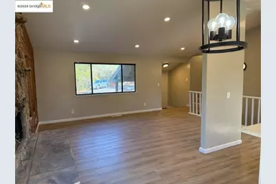 11987 Valenta Way, Groveland, CA 95321 - Photo 6