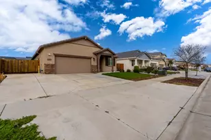 2421 Freestone Dr, Merced, CA 95340 - Photo 6