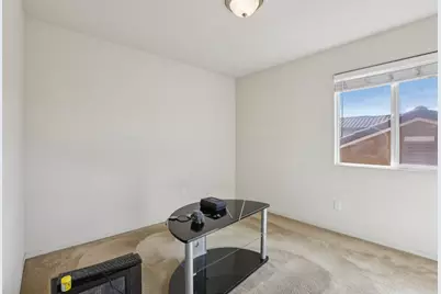 302 Johnson Ferry Road, Lathrop, CA 95330 - Photo 18