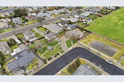 2117 Vincent Avenue, Hughson, CA 95326 - Photo 48