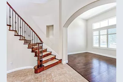 5716 Alder Bridge Court, Elk Grove, CA 95757 - Photo 6