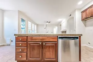 5716 Alder Bridge Ct, Elk Grove, CA 95757 - Photo 16