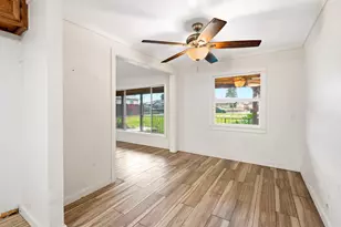 3930 41st Ave, Sacramento, CA 95824 - Photo 8