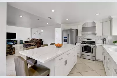 8775 Liscarney, Sacramento, CA 95828 - Photo 32