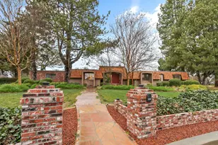 44240 Clubhouse Dr, El Macero, CA 95618 - Photo 2