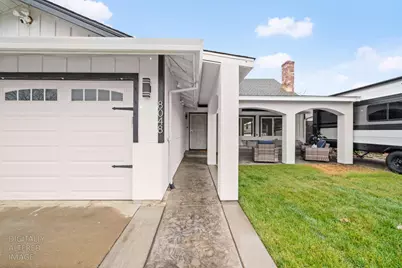 8048 Renton Way, Sacramento, CA 95828 - Photo 6