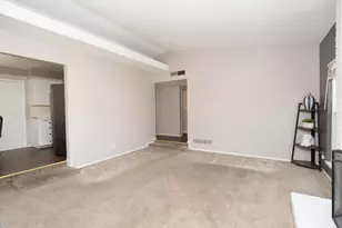 1576 E Warner, Fresno, CA 93710 - Photo 16