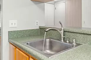 4007 Oak Villa Cir, Carmichael, CA 95608 - Photo 6