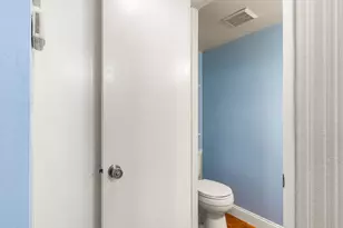 4007 Oak Villa Cir, Carmichael, CA 95608 - Photo 34