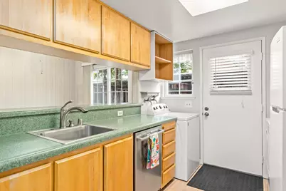 4007 Oak Villa Circle, Carmichael, CA 95608 - Photo 4