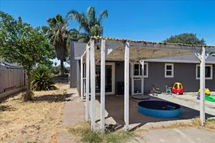 205 Weber Ave, Patterson, CA 95363 - Photo 14
