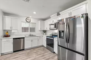 6421 Maple Leaf Ln, Riverbank, CA 95367 - Photo 12