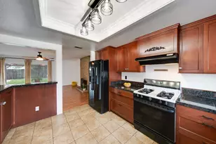 7074 Lynnetree Way, Citrus Heights, CA 95610 - Photo 8