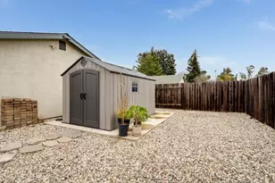 7074 Lynnetree Way, Citrus Heights, CA 95610 - Photo 18