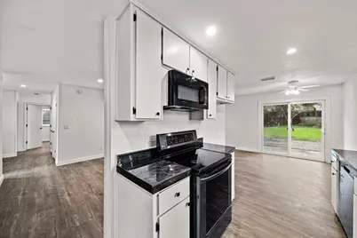 8508 Pronghorn Court, Citrus Heights, CA 95621 - Photo 18