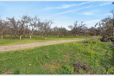 304 Silva Avenue, Marysville, CA 95901 - Photo 8