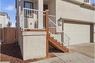 1711 Bella Lago Drive, Stockton, CA 95206 - Photo 6