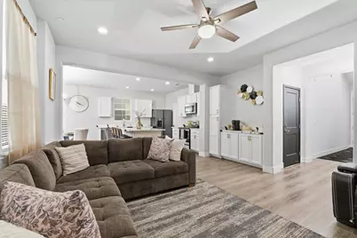 1711 Bella Lago Drive, Stockton, CA 95206 - Photo 12