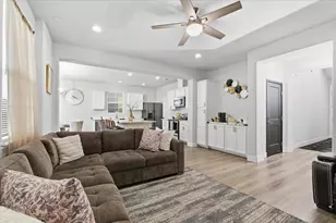 1711 Bella Lago Dr, Stockton, CA 95206 - Photo 12