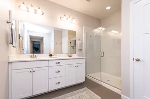 906 Landsdale Ct, El Dorado Hills, CA 95762 - Photo 28