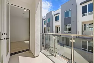 1808 Loft Walk, Sacramento, CA 95816 - Photo 32