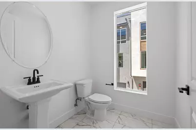 1802 Loft Walk, Sacramento, CA 95816 - Photo 38