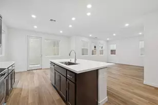 14545 Southpointe Dr, Folsom, CA 95630 - Photo 4