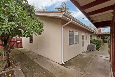 2754 Country Club Court, Stockton, CA 95204 - Photo 38