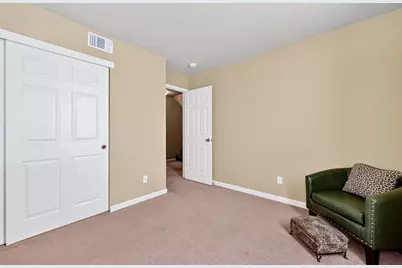 9122 Bungalow Way, Elk Grove, CA 95758 - Photo 24