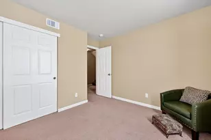 9122 Bungalow Way, Elk Grove, CA 95758 - Photo 24