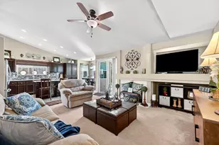 9122 Bungalow Way, Elk Grove, CA 95758 - Photo 20