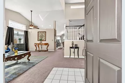 9122 Bungalow Way, Elk Grove, CA 95758 - Photo 8