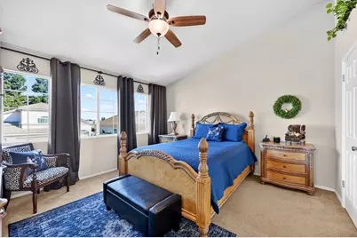 9122 Bungalow Way, Elk Grove, CA 95758 - Photo 34