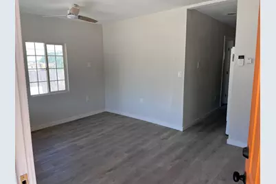 327 Hosmer Avenue, Modesto, CA 95351 - Photo 4