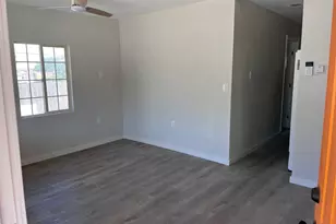 327 Hosmer Ave, Modesto, CA 95351 - Photo 4