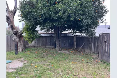 327 Hosmer Avenue, Modesto, CA 95351 - Photo 26