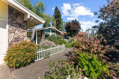 3395 Meadow Way, Rocklin, CA 95677 - Photo 2