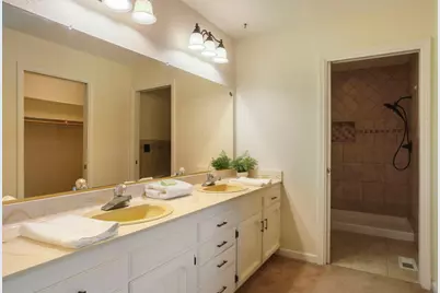 1633 Amanda Court, Stockton, CA 95209 - Photo 40