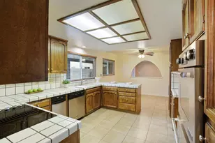 1633 Amanda Ct, Stockton, CA 95209 - Photo 10