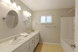 1633 Amanda Ct, Stockton, CA 95209 - Photo 28