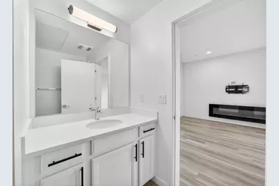 2431 Cleat Lane #101, Sacramento, CA 95818 - Photo 20