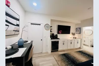 2431 Cleat Lane #101, Sacramento, CA 95818 - Photo 36