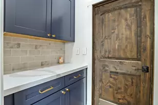 10928 St Moritz Cir, Stockton, CA 95209 - Photo 32